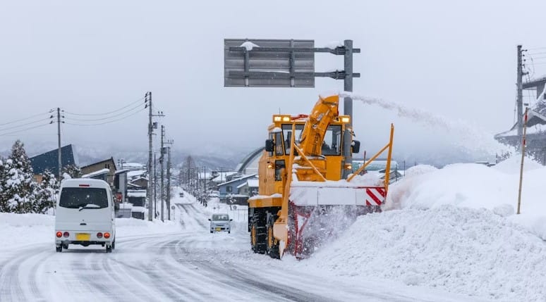 Sidewalk and walkway snow clearing Buffalo NY